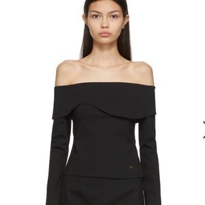 Recto Narciso Off Shoulder Black Top